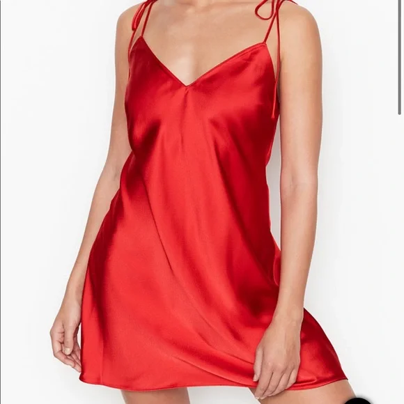 ISO Victoria’s Secret Tie-shoulder satin chantilly silk slip mini dress - Picture 2 of 3